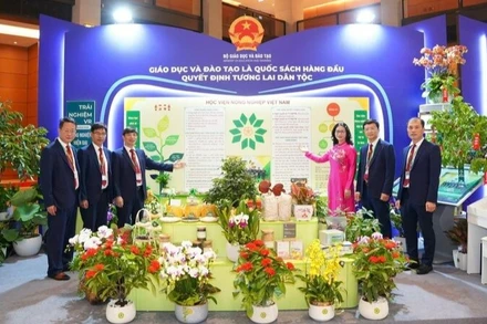 Gian trưng bày của Học viện Nông nghiệp Việt Nam tại Triển lãm.