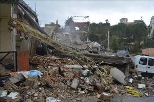 Cảnh đổ nát sau cuộc không kích của Israel tại Mashgharah, Liban. Ảnh: THX/TTXVN