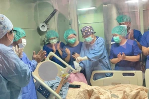 Bệnh nhi được điều trị thành công theo liệu pháp CAR-T cell. (Ảnh: BVCC)