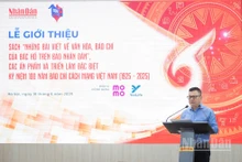 Đồng chí Lê Quốc Minh, Ủy viên Trung ương Đảng, Tổng Biên tập Báo Nhân Dân, Phó Trưởng Ban Tuyên giáo và Dân vận Trung ương, Chủ tịch Hội Nhà báo Việt Nam phát biểu khai mạc buổi lễ.