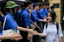 Thí sinh Kỳ thi tuyển sinh vào lớp 10 Hà Nội (Ảnh: THẾ ĐẠI)