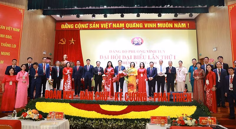 z7010505728332-b17fdd230a5992fd77d7af67beac1001.jpg