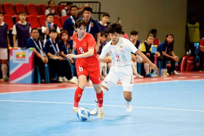 thuy-trang-van-dang-cay-ai-o-tuoi-38-anh-vff.jpg