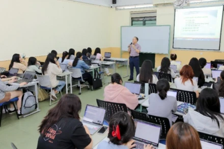 Giờ học của sinh viên Trường Đại học Khoa học xã hội và Nhân văn.