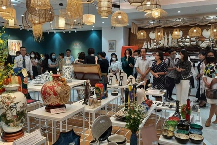 Doanh nghiệp Thành phố Hồ Chí Minh trưng bày sản phẩm tại Showroom Trung tâm Xúc tiến Thương mại và Đầu tư Thành phố Hồ Chí Minh.