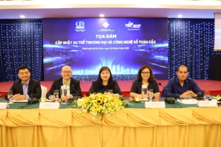 Các đại biểu chủ trì Tọa đàm.