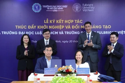 Trường đại học Fulbright Việt Nam và Trường đại học Luật Thành phố Hồ Chí Minh ký kết biên bản ghi nhớ hợp tác.