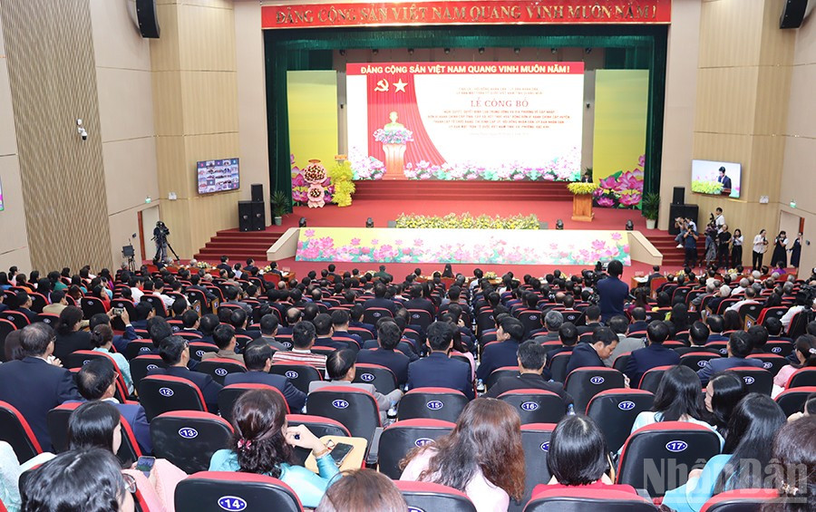 Quang cảnh lễ công bố. ndo_br_img-9547.jpg