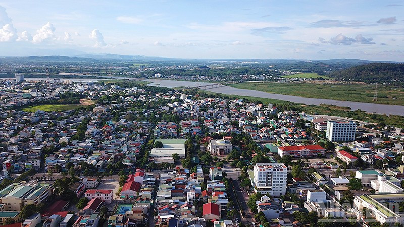 Thực hiện đạt mục tiêu tăng trưởng kinh tế và bảo đảm an sinh xã hội là hai nhiệm vụ trọng tâm mà tỉnh Quảng Ngãi đề ra trong 6 tháng cuối năm 2025. ndo_br_qn3.jpg