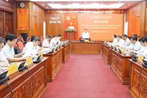 Toàn cảnh hội nghị.