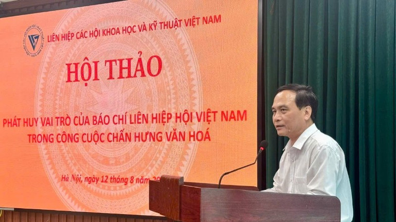 Phó Giáo sư, Tiến sĩ Phạm Ngọc Linh phát biểu khai mạc hội thảo. z6899220701379-08c4d9bbf5d6e9b6085b722c7c2c885c-1029.jpg