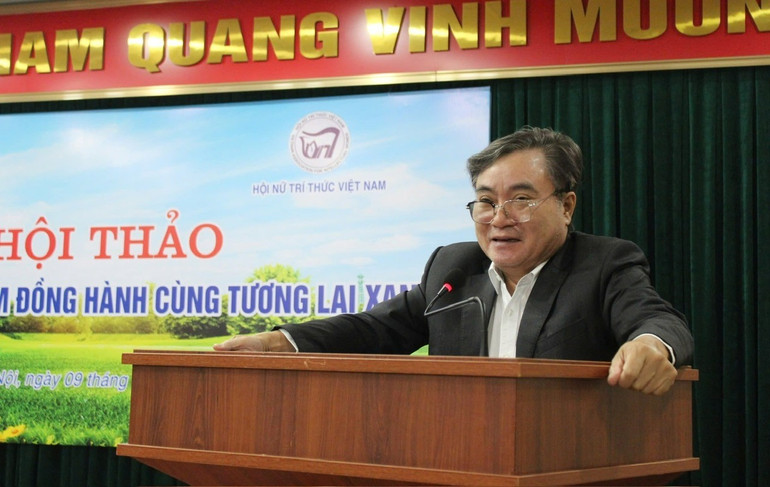 دکتر فام کوانگ تائو در این کنفرانس سخنرانی کرد. 10.jpg