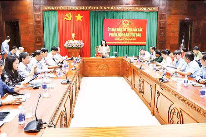Ủy ban Bầu cử tỉnh Đắk Lắk họp phiên họp thứ sáu rà soát mọi công tác chuẩn bị tốt nhất cho ngày bầu cử.