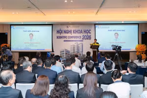Quang cảnh hội nghị khoa học. 