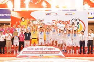 Đội Thái Sơn Bắc lên ngôi vô địch sau 16 năm chờ đợi.