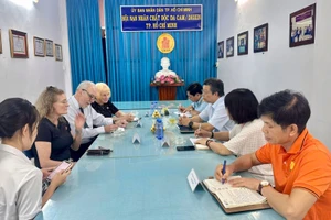 Quang cảnh buổi làm việc.