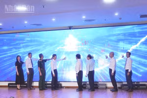 Các đại biểu công bố chương trình "Vì một Việt Nam khỏe mạnh". 