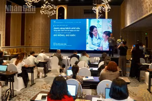 Quang cảnh tọa đàm. 