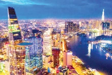 Một góc Thành phố Hồ Chí Minh hôm nay. (Ảnh HOÀNG TRIỀU)