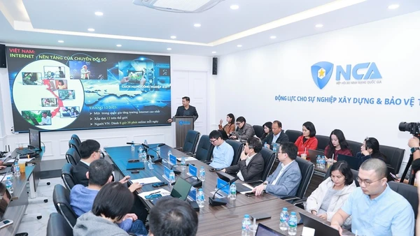 Toàn cảnh tọa đàm “Bảo vệ dữ liệu cá nhân - quyền và trách nhiệm”.