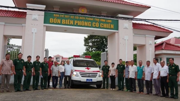 Đồn Biên phòng Cổ Chiên ra mắt mô hình "Xe cứu thương 0 đồng Biên phòng".