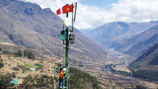Viettel xây trạm viễn thông ở Peru.