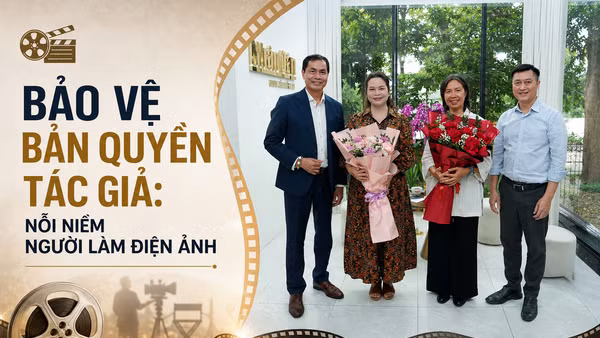 Bà Phan Cẩm Tú (thứ 3 từ trái sang) tại buổi tọa đàm về bản quyền do Báo Nhân Dân tổ chức. (Ảnh: HỒNG QUÂN)