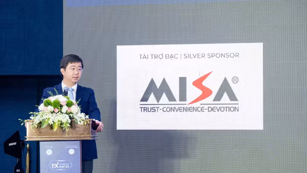 Thứ trưởng Khoa học và Công nghệ Bùi Hoàng Phương phát biểu tại 