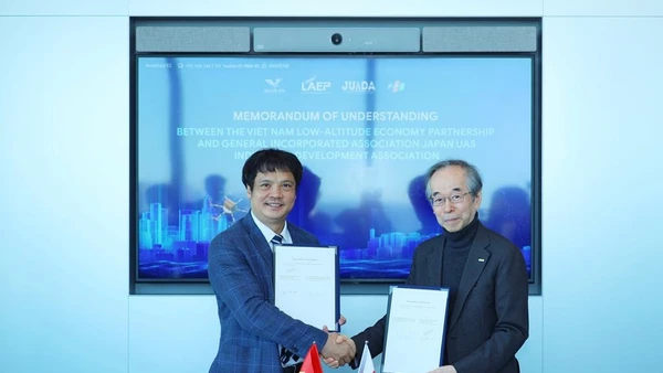 Ông Nguyễn Văn Khoa - Chủ tịch LAEP đại diện ký kết thỏa thuận hợp tác chiến lược với JUIDA.
