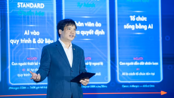 Ông Nguyễn Văn Khoa, Tổng Giám đốc Tập đoàn FPT chia sẻ góc nhìn thực tiễn về cách doanh nghiệp tận dụng trí tuệ nhân tạo (AI) trong quản trị và vận hành.