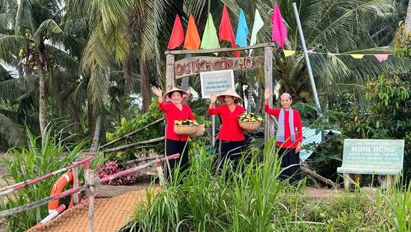 Người dân Cồn Hô làm du lịch cộng đồng nhờ thiên nhiên còn hoang sơ.