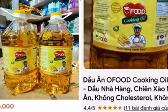 Đến tối 24/6, trên Shopee vẫn bán sản phẩm này với giá 195.000đồng/4,5 lít dầu ăn. (Ảnh chụp màn hình)