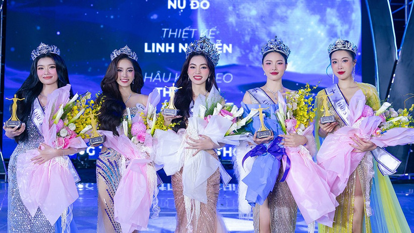 Top 5 của cuộc thi. (Ảnh: Ban tổ chức)