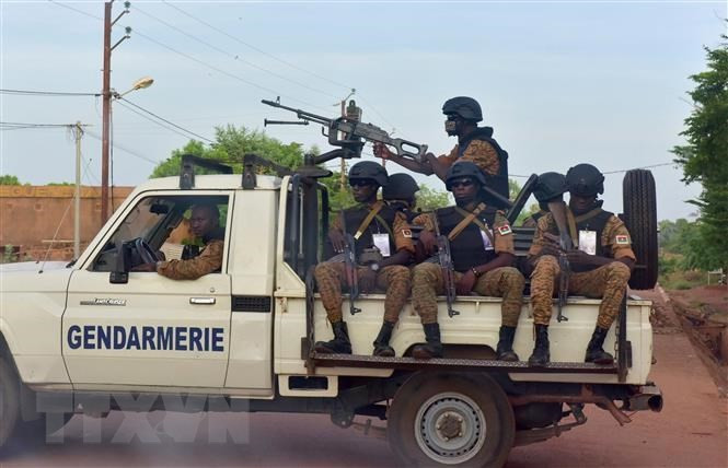 Binh sĩ Burkina Faso tuần tra. (Ảnh tư liệu: AFP/TTXVN)