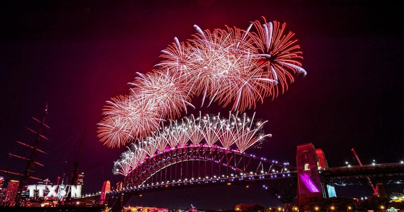 Màn pháo hoa chào đón Năm mới tại Sydney, Australia ngày 1/1/2022. (Ảnh: THX/TTXVN)