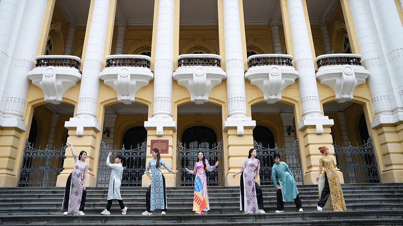 Một cảnh quay trong MV "Phố cổ". (Ảnh: QUÁCH BÌNH)