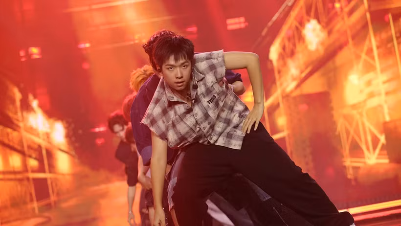 Các thí sinh xuất sắc của chương trình "Tân binh toàn năng". (Ảnh: YeaH1)