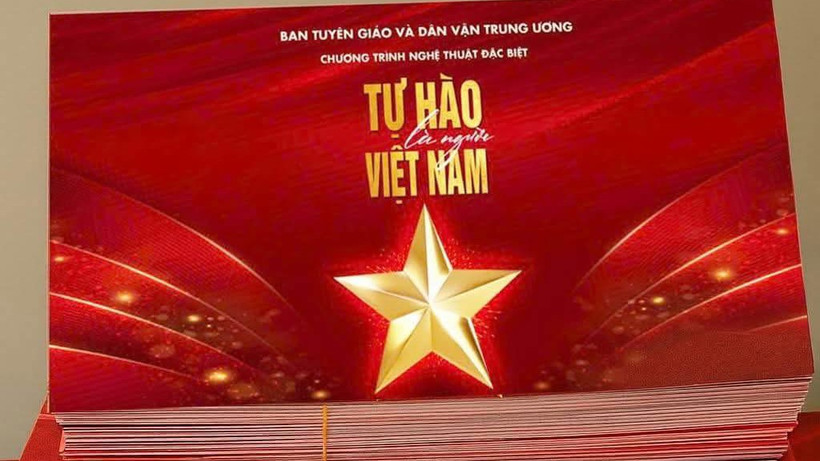 Vé chương trình "Tự hào Việt Nam" được rao bán trên các mạng xã hội". 