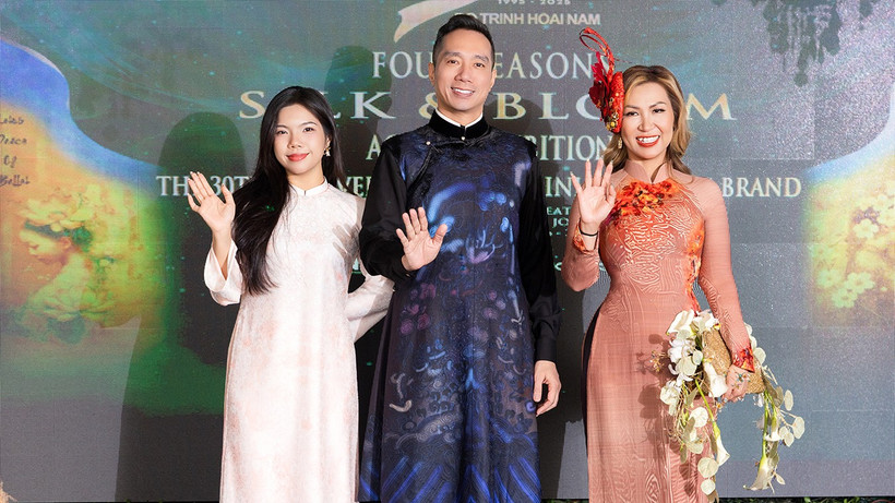 Nhà thiết kế Đỗ Trịnh Hoài Nam, đạo diễn Đỗ Bảo Ngọc và đại diện Flora Haven Minnie Uyên Thái đã cùng nhau tạo nên một sự kiện thành công.