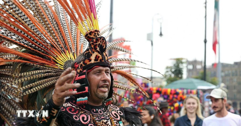 Quang cảnh lễ hội Tlacaxipehualiztli được tái hiện tại thủ đô Mexico City. (Ảnh: TTXVN)