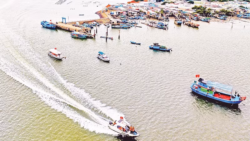 Bộ đội Biên phòng Thành phố Hồ Chí Minh tuần tra, kiểm soát địa bàn biển đảo.