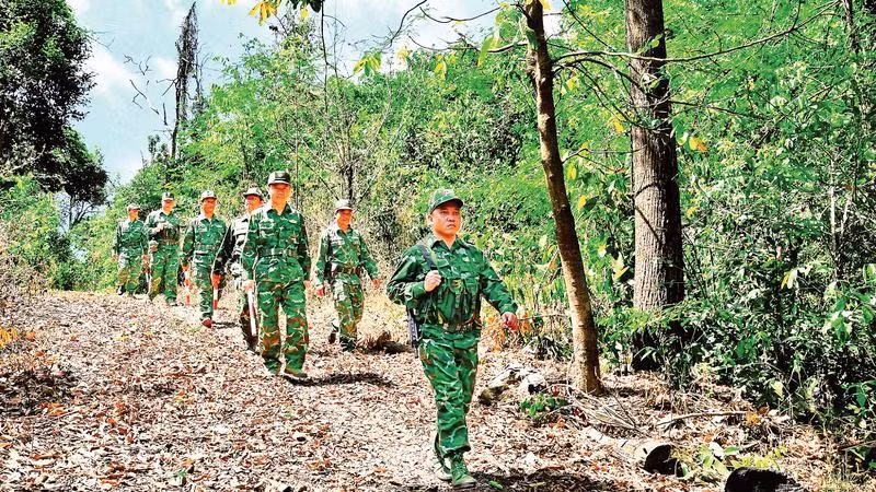 Bộ đội Biên phòng tỉnh Gia Lai tuần tra bảo vệ đường biên.