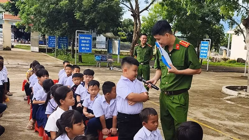 Dấu ấn “Vì nhân dân phục vụ” của Công an xã Ia Rsai