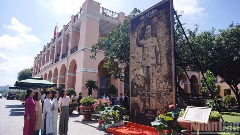 Khu di tích Bảo tàng Hồ Chí Minh được chỉnh trang và gìn giữ nhằm lưu trữ giá trị lịch sử của bến Cảng Nhà Rồng-Khánh Hội