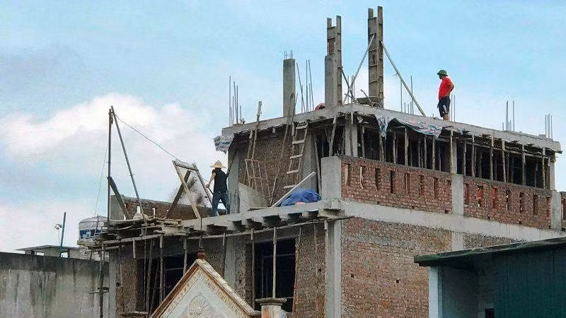 Kiểm soát chặt chẽ các công trình xây dựng.