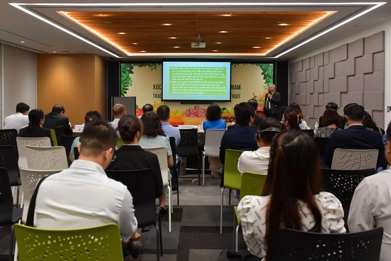 Chủ tịch Hiệp hội rau quả Việt Nam Nguyễn Thanh Bình giới thiệu tiềm năng của rau quả Việt Nam.