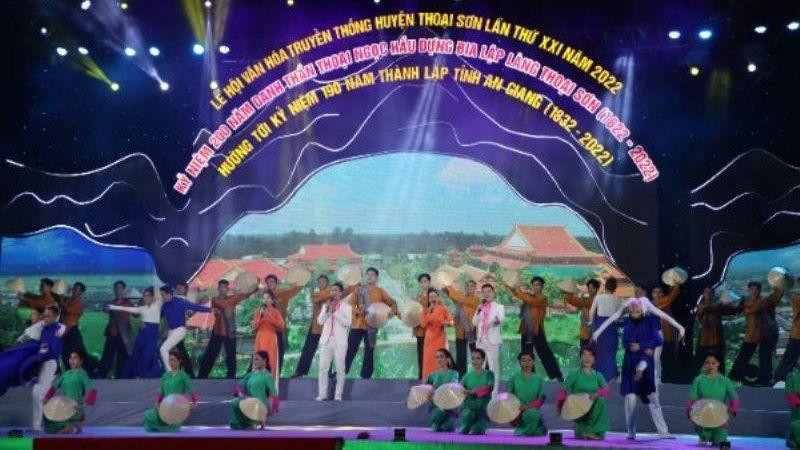 Lễ hội văn hóa truyền thống tại huyện Thoại Sơn trong chuỗi sự kiện 190 năm thành lập tỉnh.