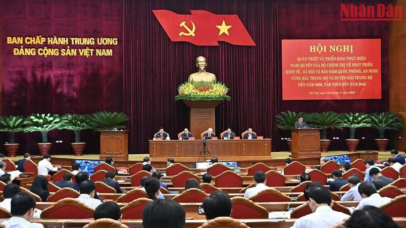 [Ảnh] Hội nghị phát triển vùng Bắc Trung Bộ và duyên hải Trung Bộ