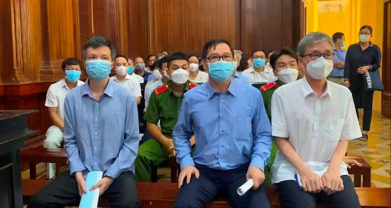 Các bị cáo tại tòa.