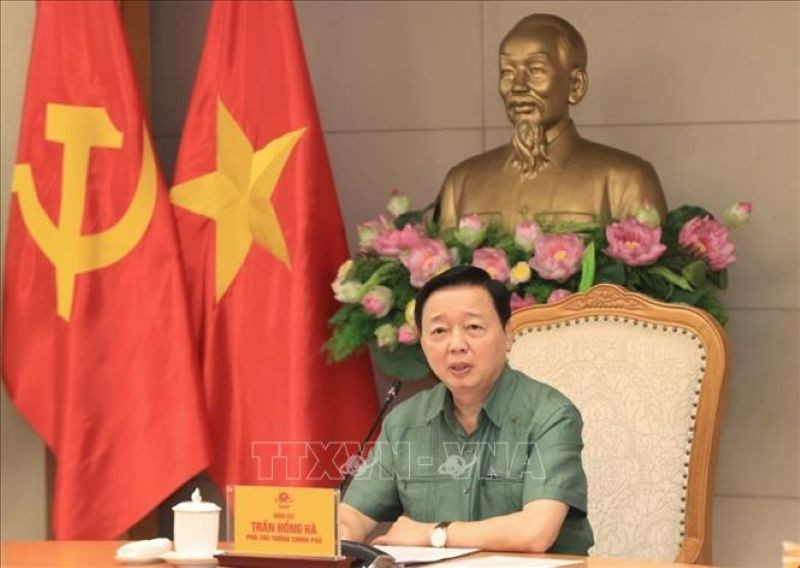 Phó Thủ tướng Trần Hồng Hà phát biểu tại cuộc họp. (Ảnh: TTXVN)